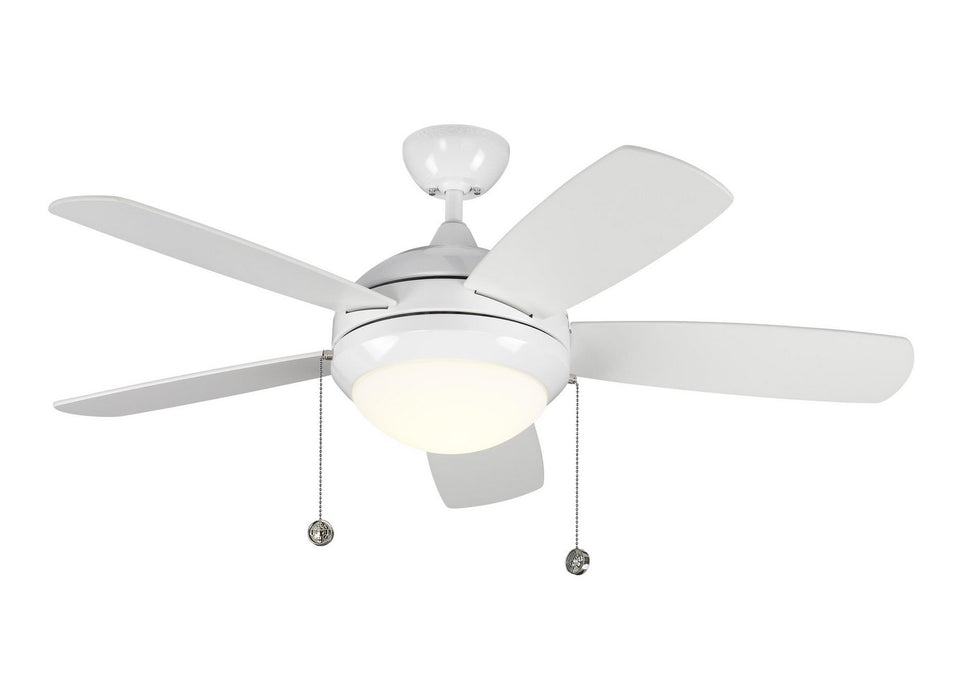 Monte Carlo - 5DIC44WHD - 44" Ceiling Fan - Discus Classic II